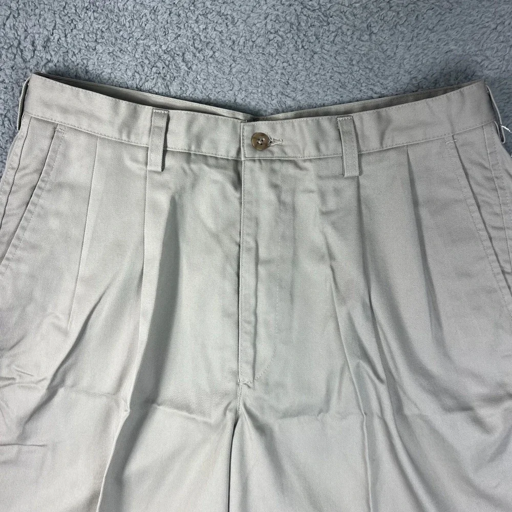 Nike Golf Chino Shorts 100% Cotton Pleated Front Beige Men's Size 34 VTG‎ NWT